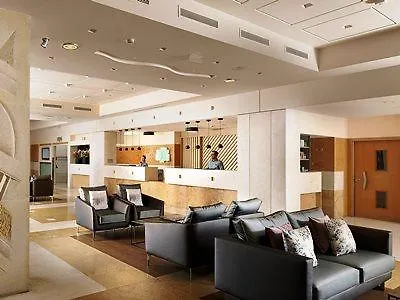 Attica Av, Airport W. By Ihg Отель Афины