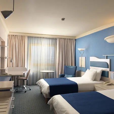Attica Av, Airport W. By Ihg Hotel 4*