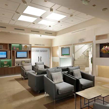 Hotel Attica Av, Airport W. By Ihg 4*
